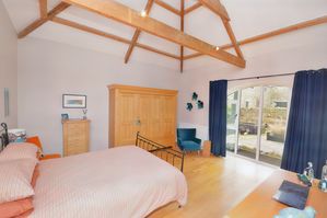 Photo 2- click for photo gallery